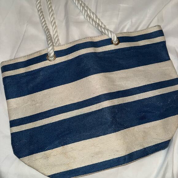 VICTORIA'S SECRET SUMMER POOLSIDE TOTE *BRAND NEW! - Picture 8 of 8